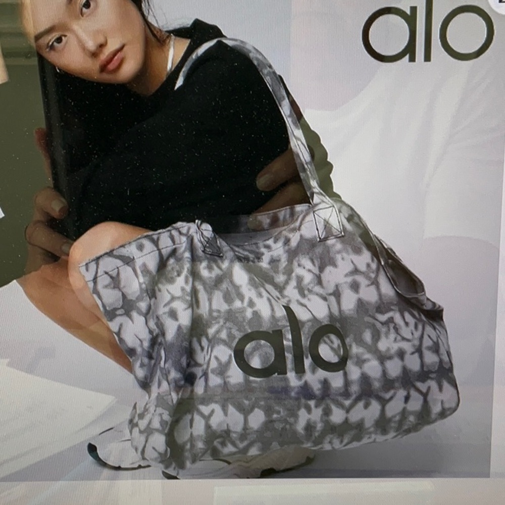 ALO Yoga Gray Women's Bag